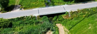Rozbudowa i przebudowa drogi powiatowej Nr 1575B łącznie z przebudową mostu w miejscowości Strabla